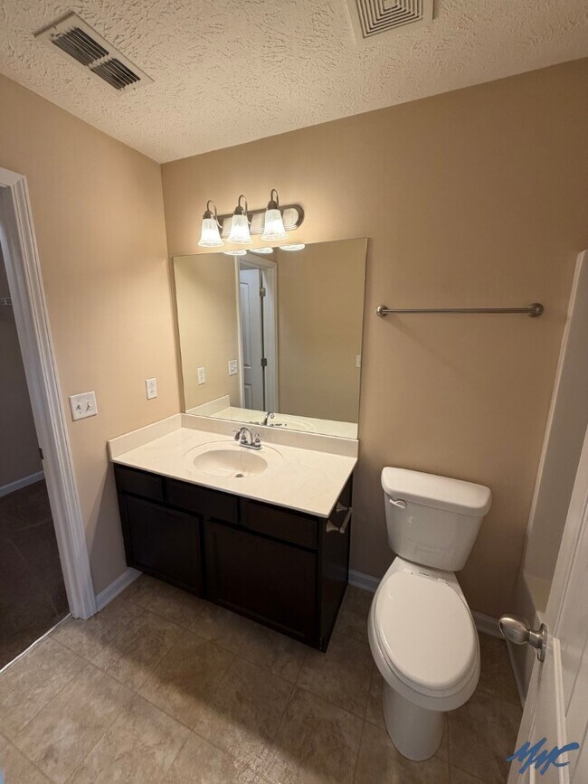 Building Photo - 4126 Unbridled Dr