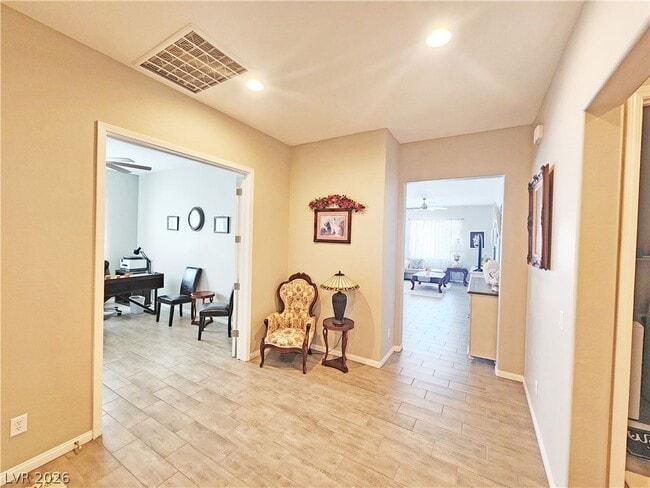 Building Photo - 4901 Fairwood Ct