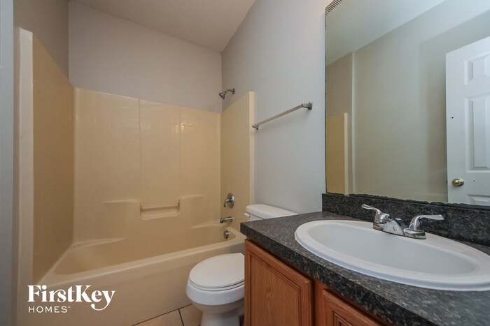 Building Photo - 858 San Pedro Ct