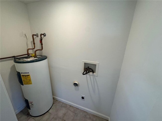 Building Photo - 262 McDonald Ave