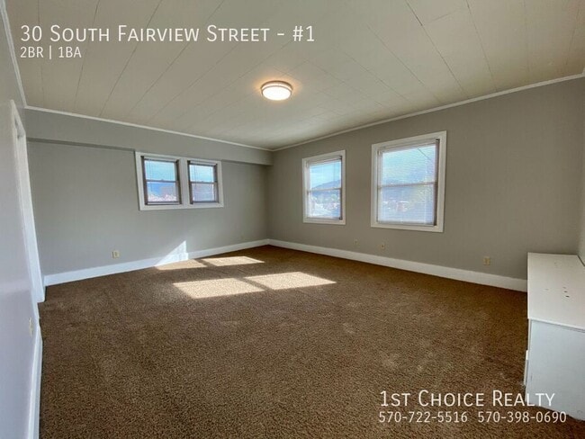 Building Photo - 30 S Fairview St