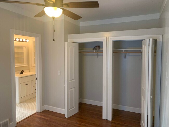 Building Photo - Charming 2 Bed, 1 Bath Home in Centerville