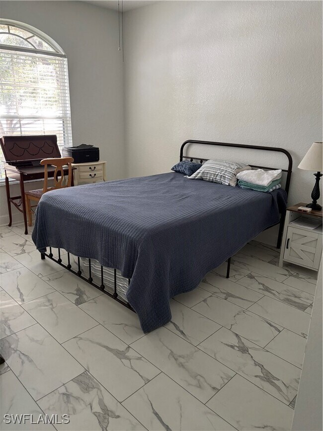 Building Photo - 1270 Shady Rest Ln