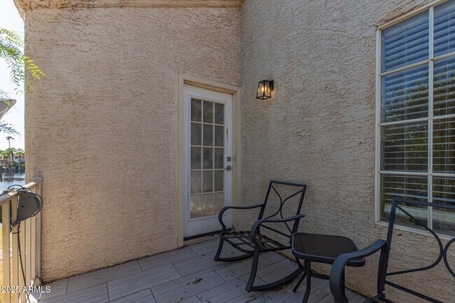 Building Photo - 1413 W Coral Reef Dr