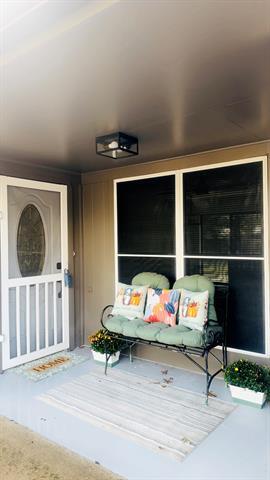 Building Photo - 103 N Summit St