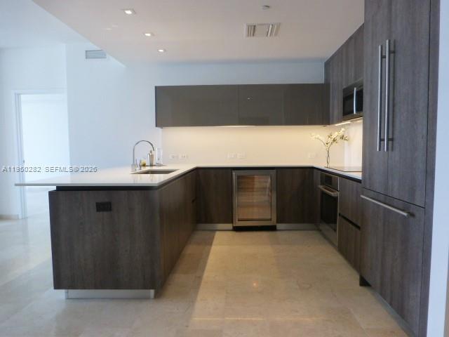 Building Photo - 88 SW 7th St