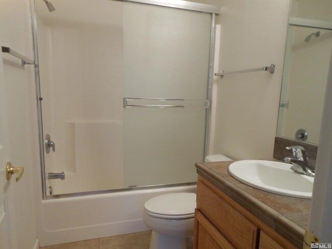 Building Photo - 653 Desert Springs Ct