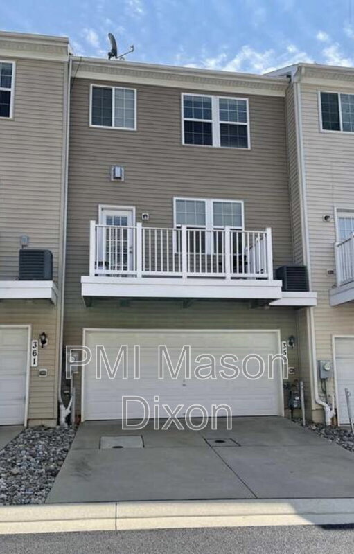 Building Photo - 359 Paladium Ct