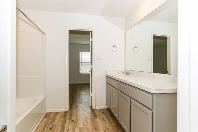 Building Photo - 3315 Aster Mdw Wy