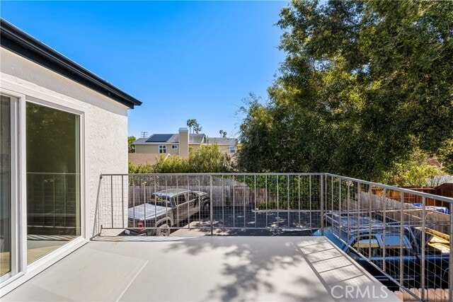 Building Photo - 201 E 16th St