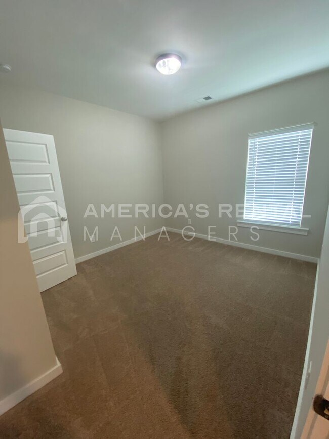 Building Photo - Home for Rent in Cullman, AL!!!  View with 48 Hours Notice!