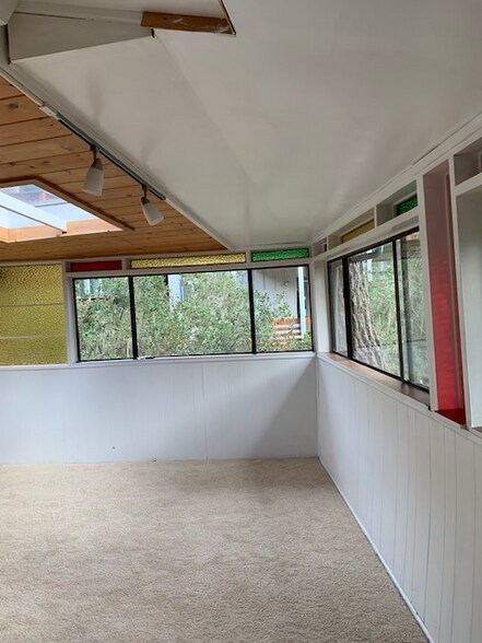 Building Photo - 1031 Funston Ave