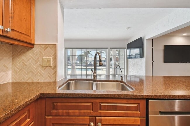 Building Photo - 4328 40th St S