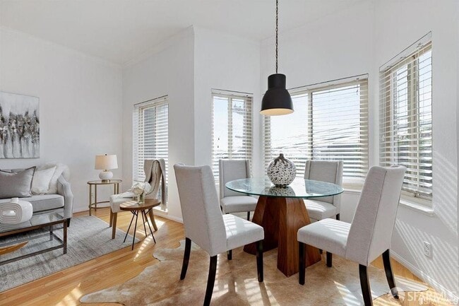 Building Photo - 1089 De Haro St