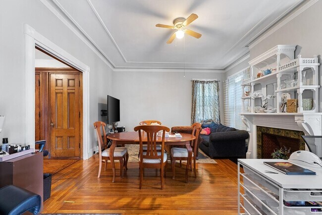 Primary Photo - 24 Whitehead Ave
