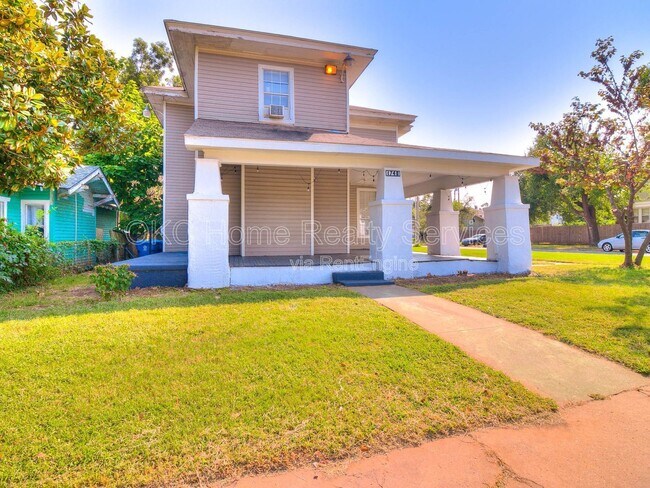 Building Photo - 1740 NW 11th St