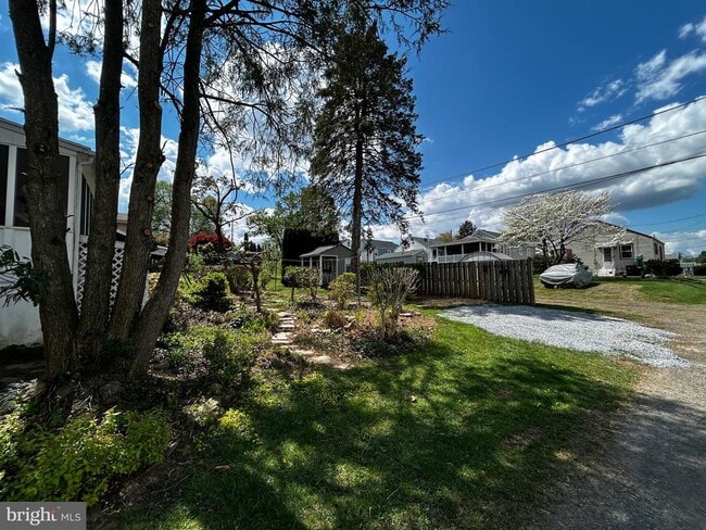 Building Photo - 1709 Liberty Ave