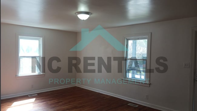 Building Photo - 1209 Gordon St