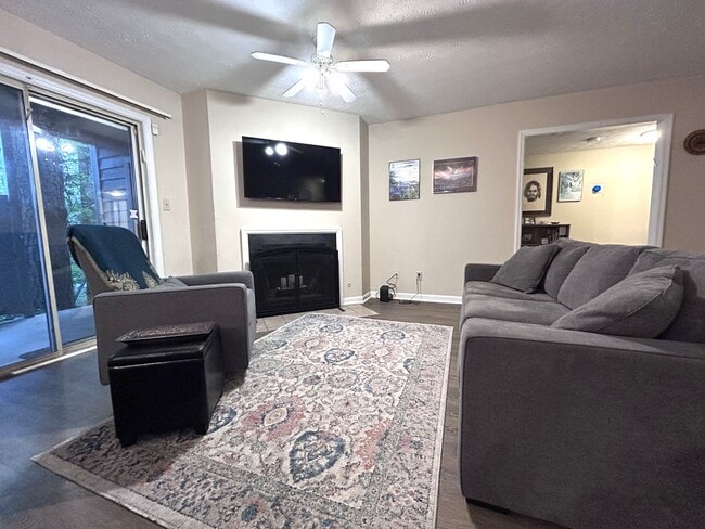 Building Photo - North Druid Hills Hidden Gem!  2 Bed - 2 Bath Near Emory, Available Late July!