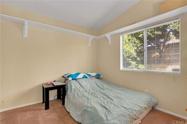 Building Photo - 29664 Woodlands Ave