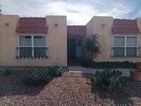 Building Photo - 2 Bedroom, 2 Bathroom! Lovely Home Coming Soon!