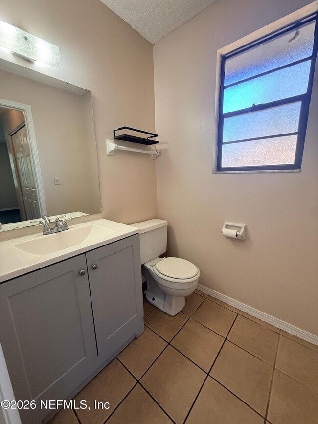 Building Photo - 470 Crabapple Ct