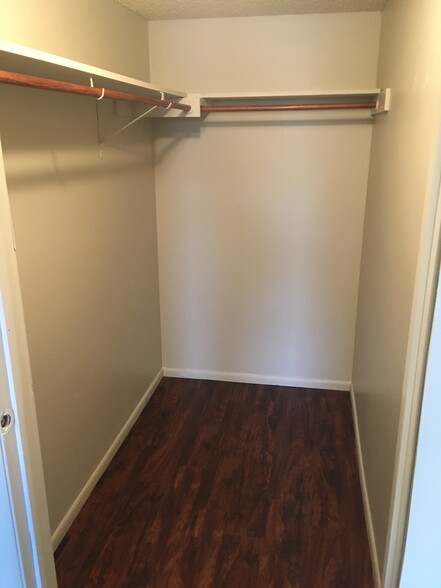 Spacious Walk in Closet - 4715 SE Adams Blvd