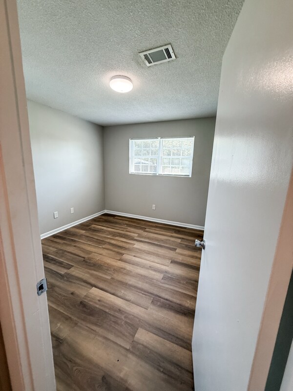 Building Photo - 128 Barnesdale Dr