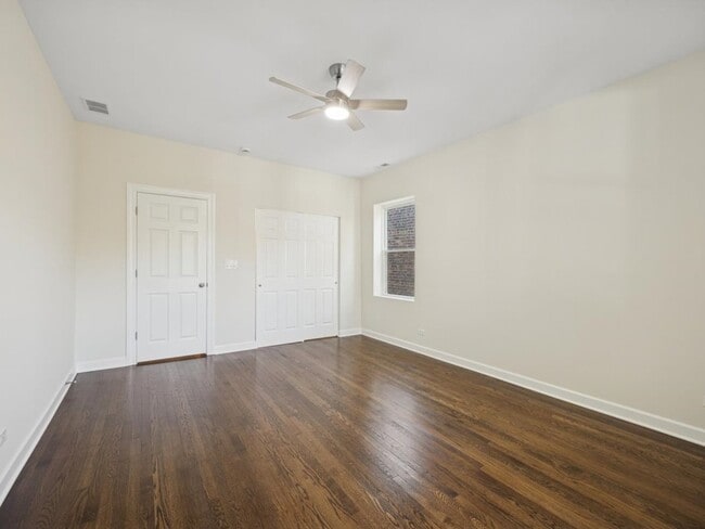 Building Photo - 5547 W Jackson Blvd