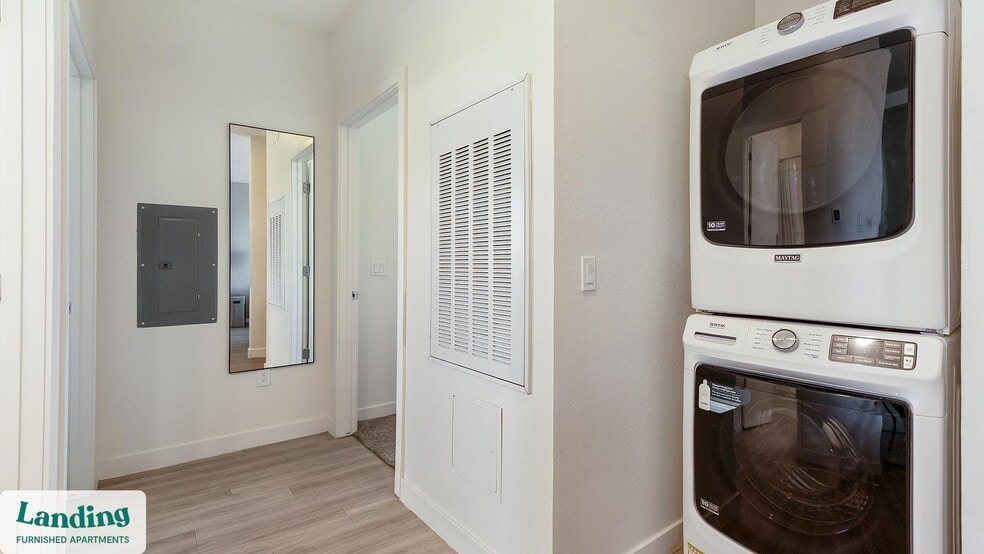 Building Photo - 10000 W Missouri Ave