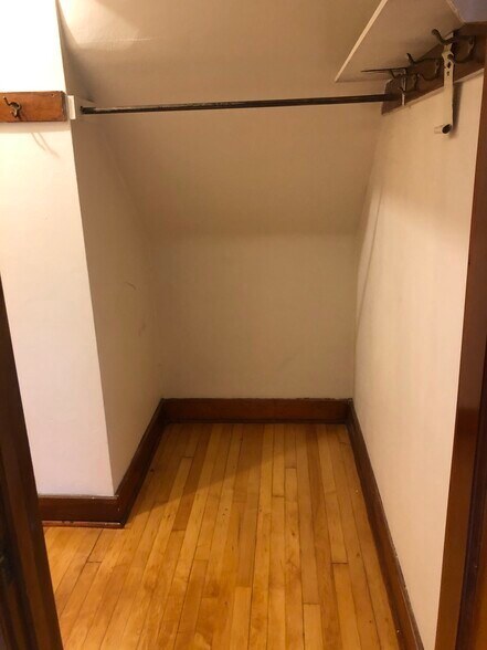 Walk In Closet - 1962 S 92nd St