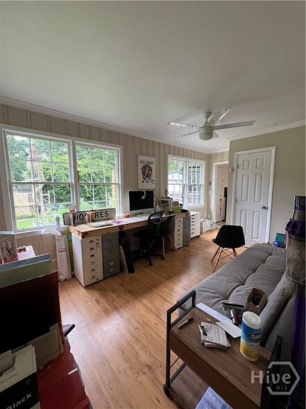 Building Photo - 1802 E 62nd St