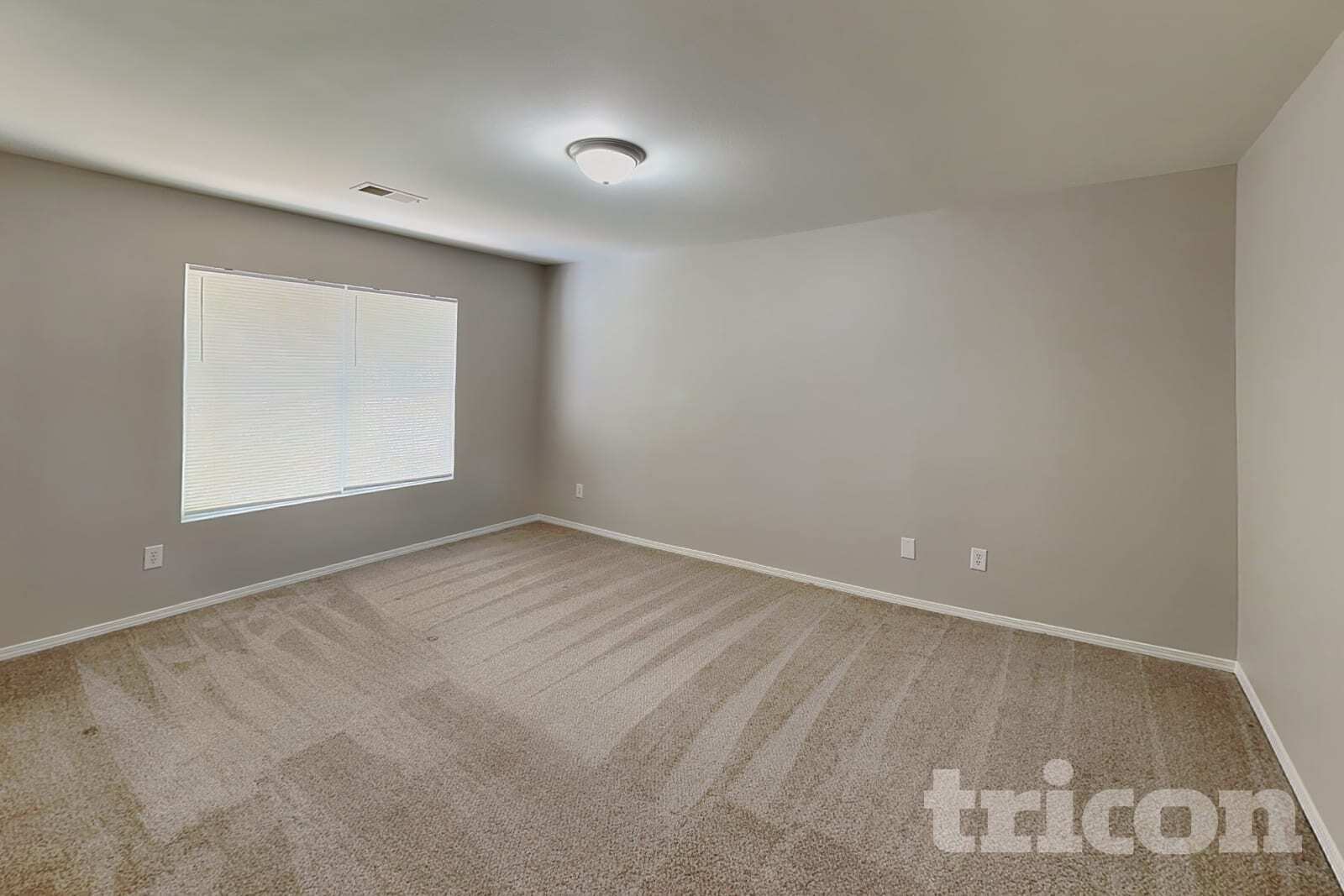 Building Photo - 4003 Larkhaven Village Dr