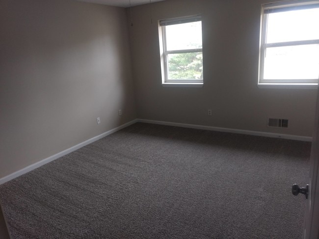 Building Photo - Bayberry Apartments