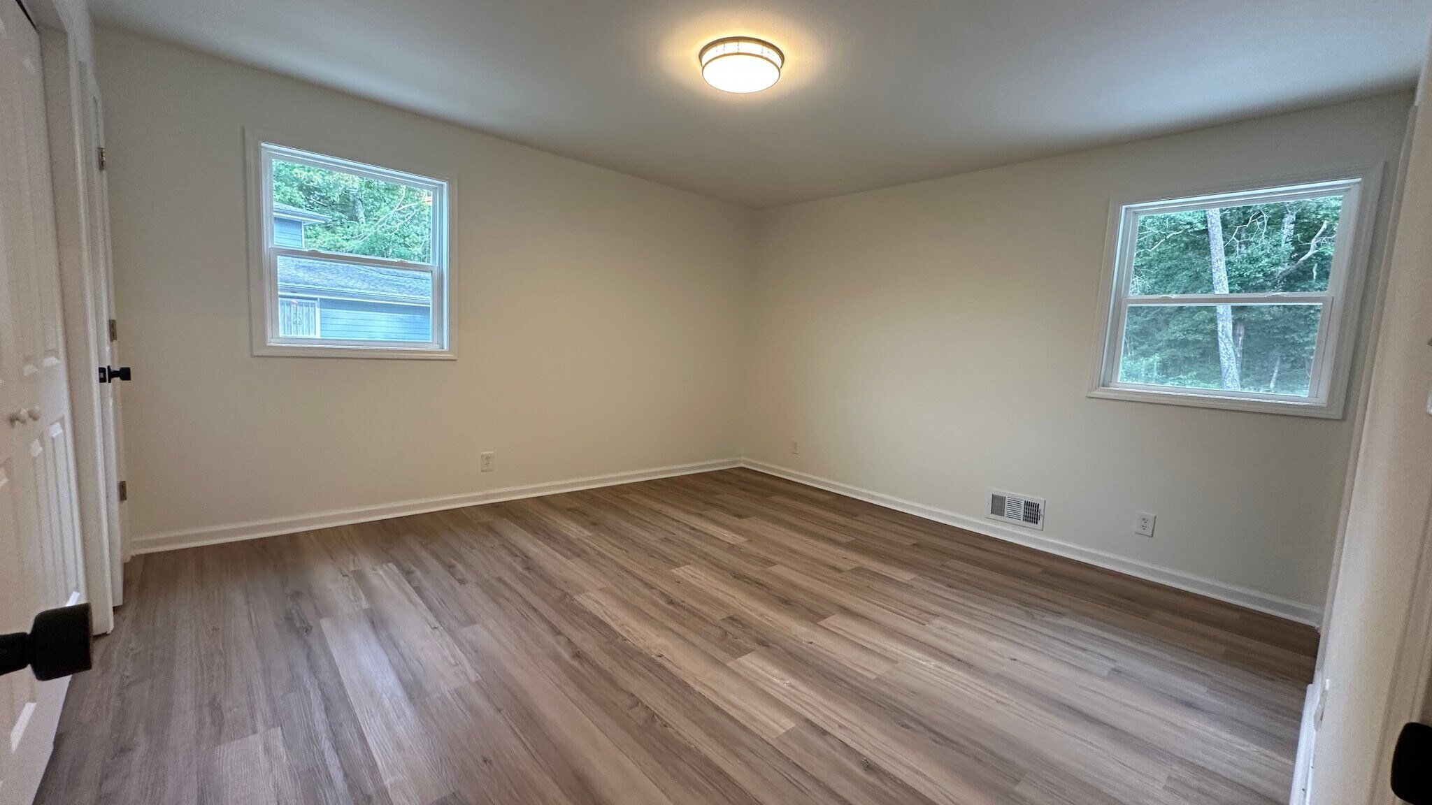 Building Photo - 6415 El Caudillo Ct