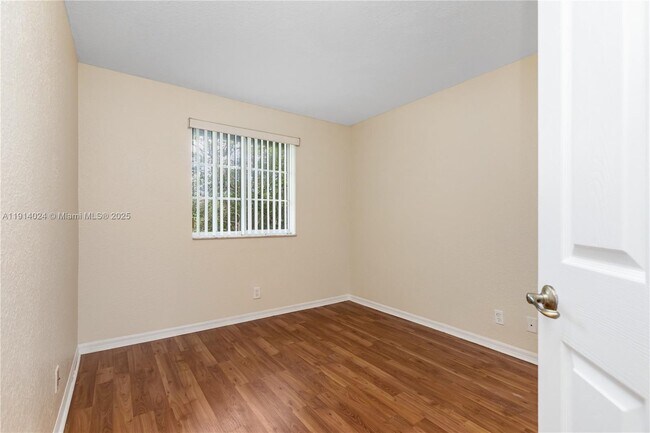 Building Photo - 4005 NW 91st Terrace