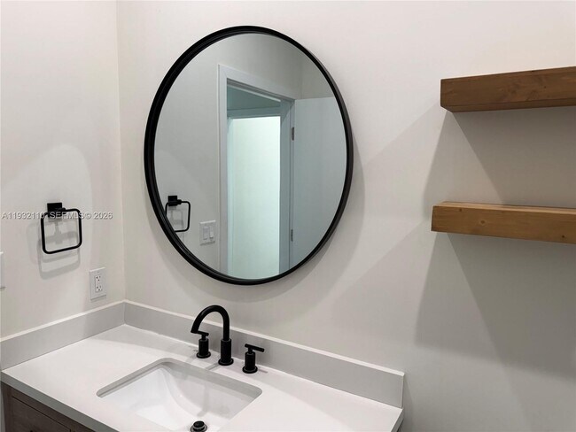 Building Photo - 1786 SW 9th St