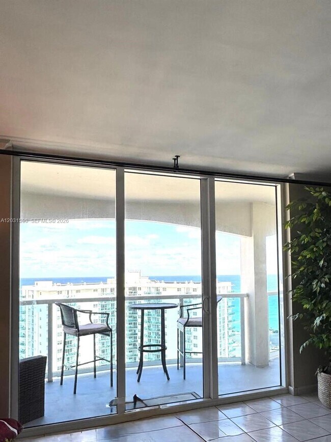Building Photo - 3800 S Ocean Dr