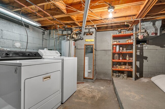 Building Photo - 3 Bed 2 Bath | Wedgewood Houston