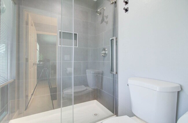 Building Photo - 17802 N 41st Ave