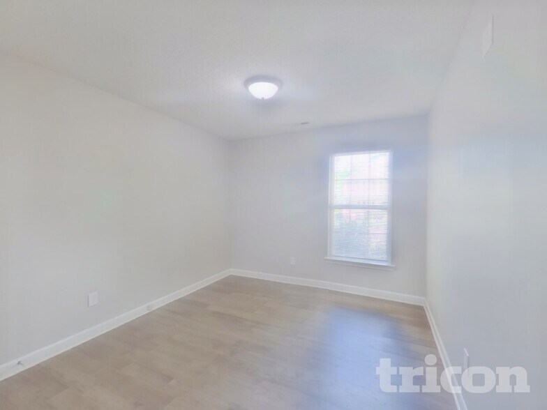 Building Photo - 967 Ashland Ave