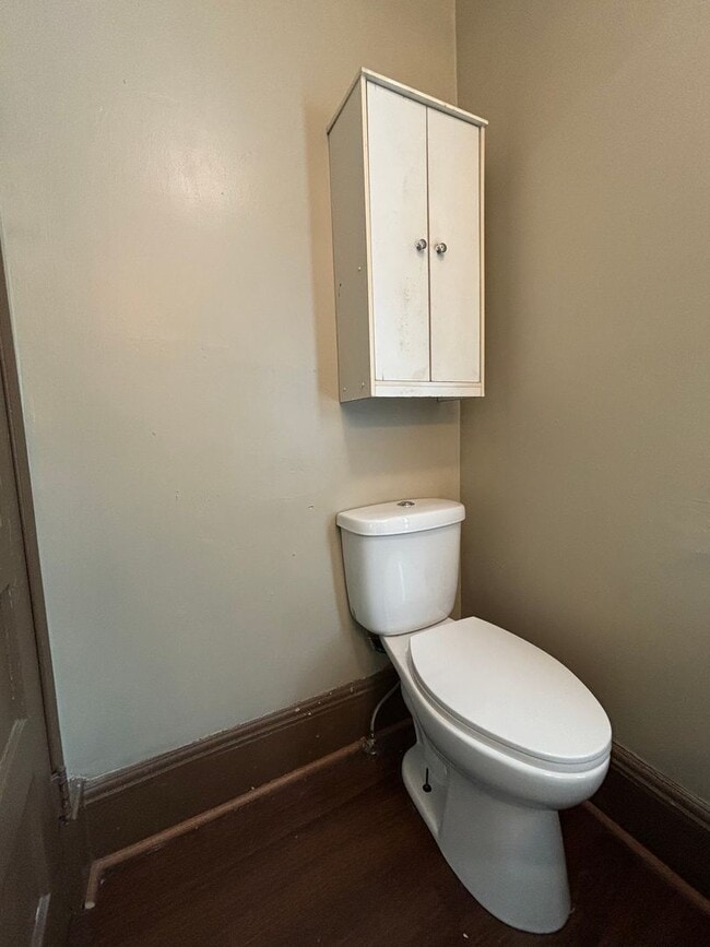Building Photo - Single Family Home located south of Como P...