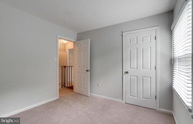 Building Photo - 15812 Lazy Day Ln