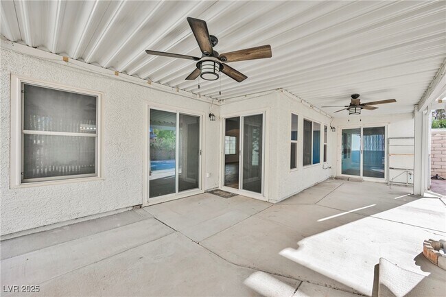 Building Photo - 7829 Ben Hogan Dr