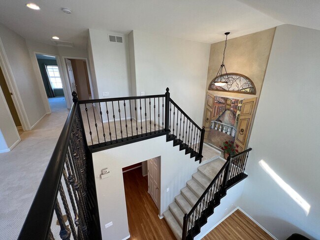 Building Photo - Splendid Townhome in Castle Pines