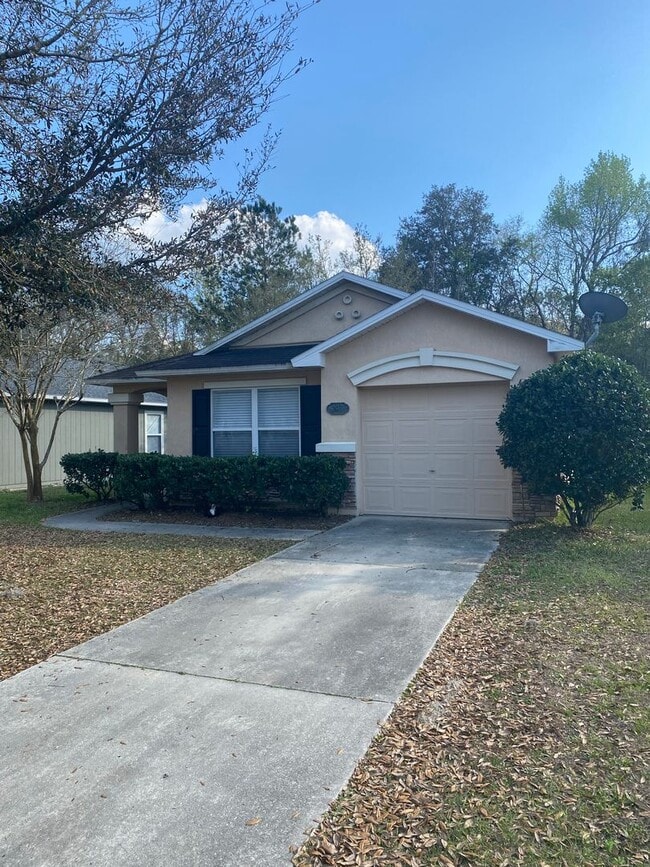 Building Photo - Lovely 2x1 in St. Augustine! Gorgeous Upgrade Kitchen!