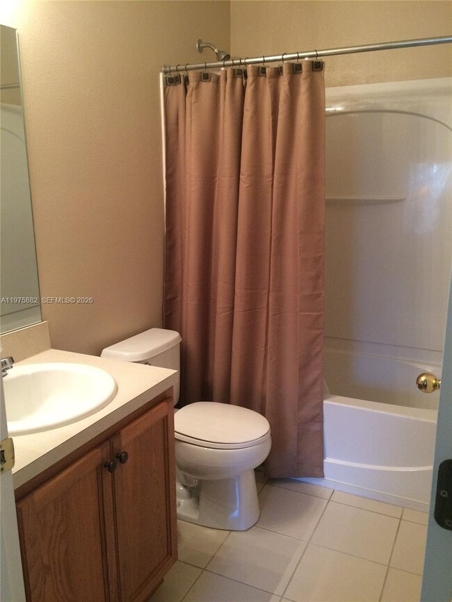 Building Photo - 2669 Mayaguana St