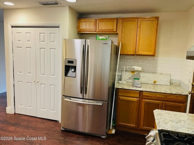 Building Photo - 2235 Macedo Rd NE