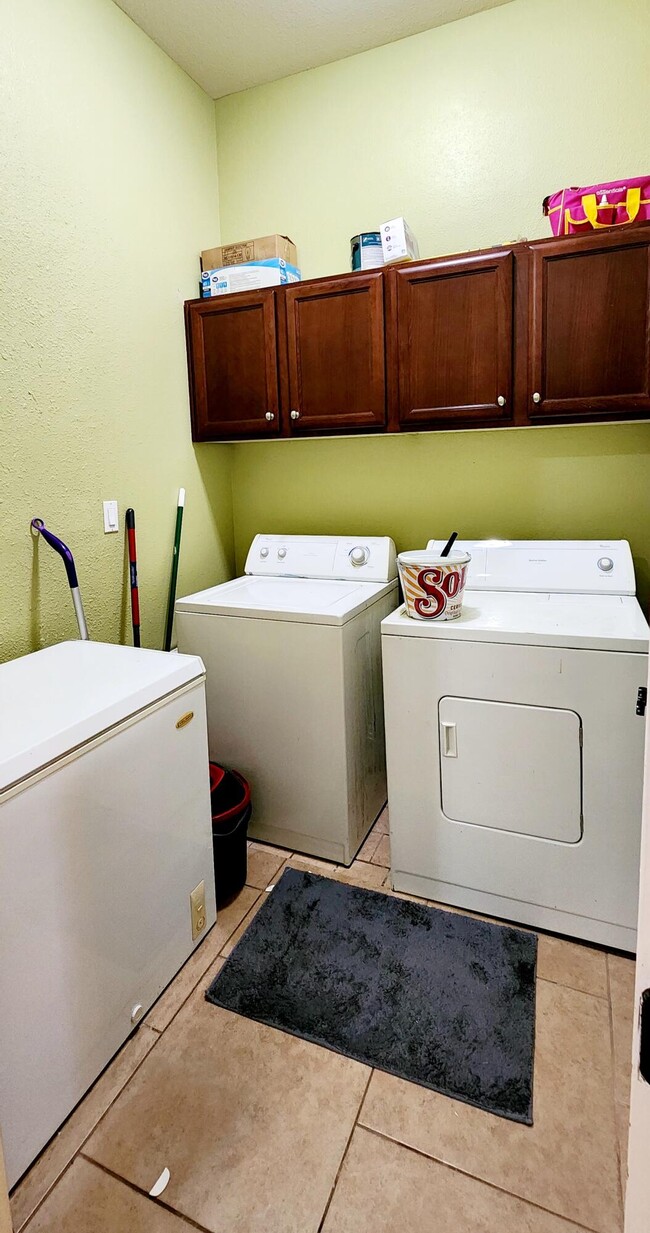 Building Photo - 3113 Rustic Manor Pl