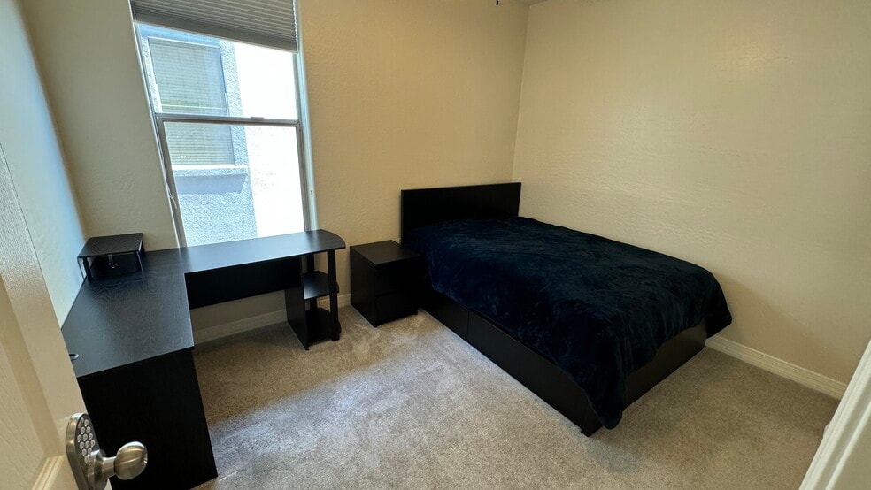 2nd bedroom 2nd Floor - 615 E Portland St